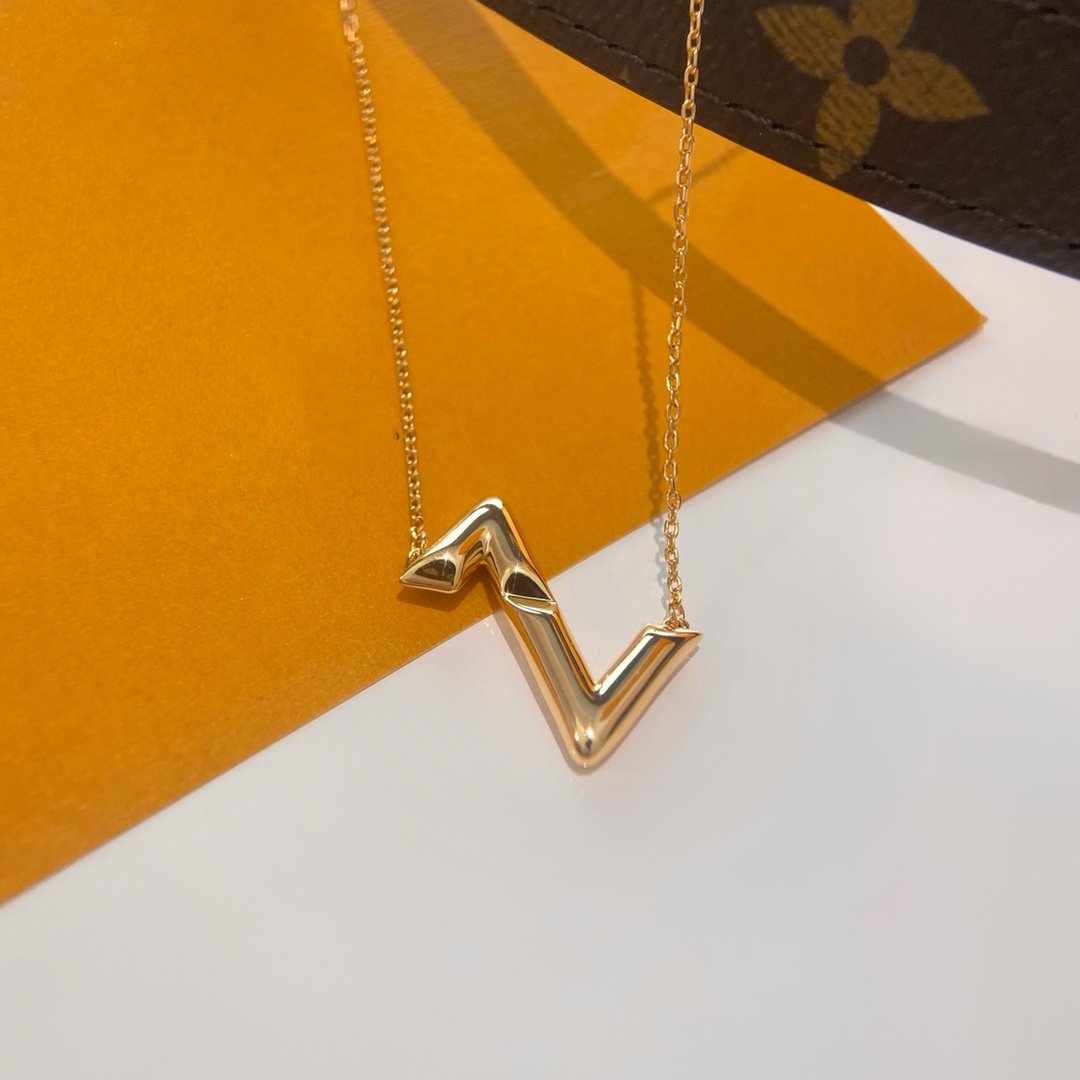 Mystic VOLTE UPSIDE DOWN NECKLACE