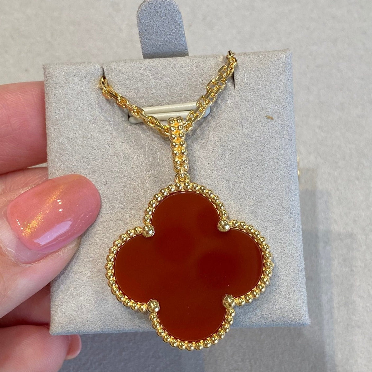Mystic CLOVER 25MM NECKLACE GOLD CARNELIAN