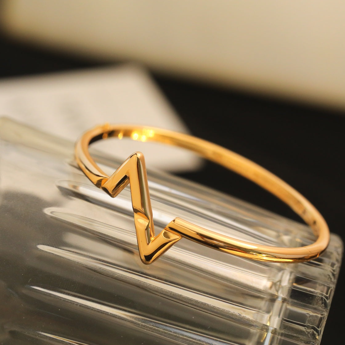Mystic VOLTE UPSITE DOWN BRACELET