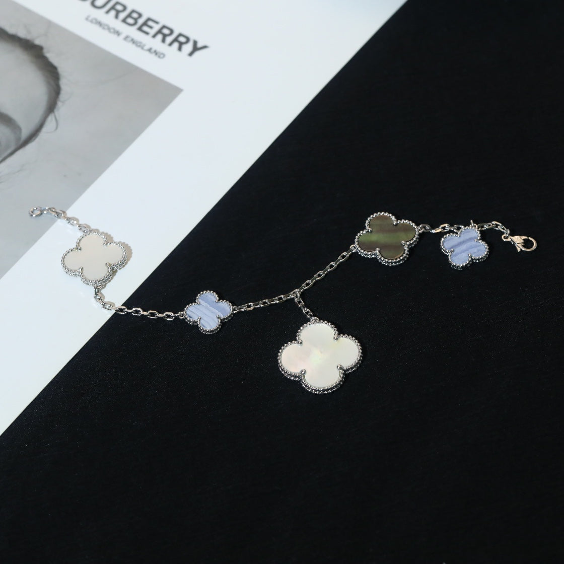 Mystic CLOVER BRACELET 5 MOTIFS MOP CHALCEDONY SILVER