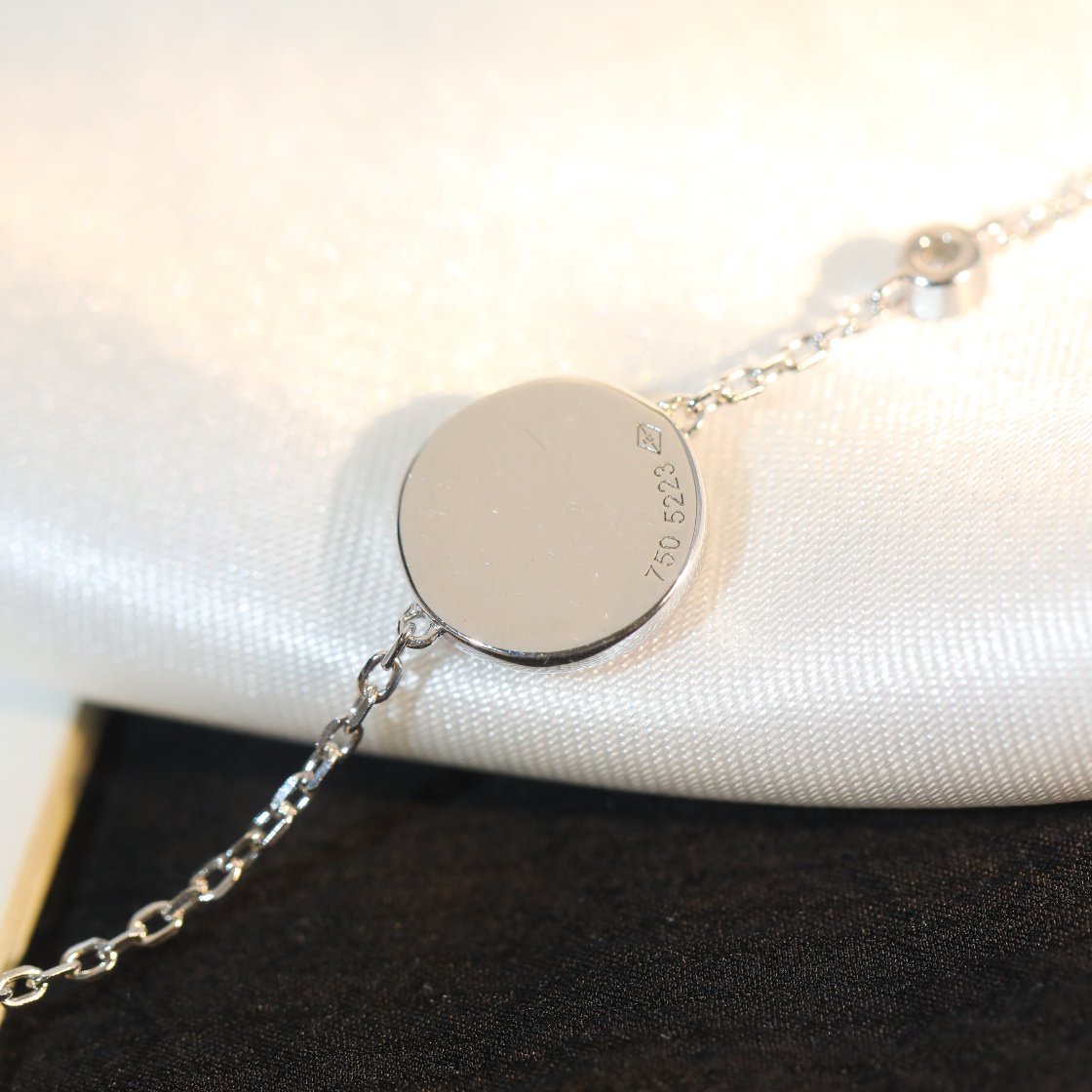 Mystic SUN MOTIF PINK MOP SILVER BRACELET