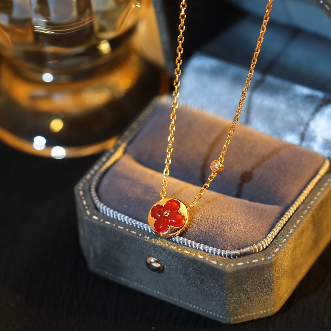 Mystic SUN PEDANT PINK GOLD 1 DIAMOND NECKLACE