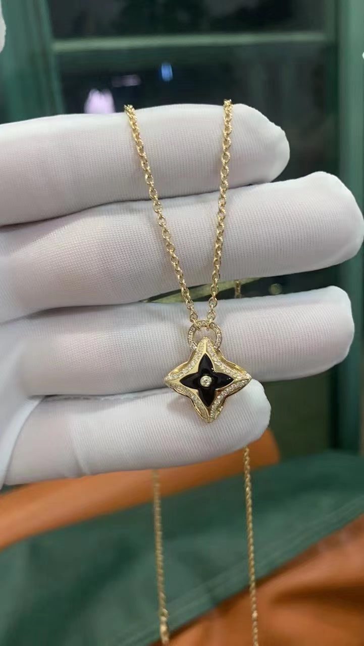Mystic STAR PEDANT PINK GOLD DIAMOND NECKLACE