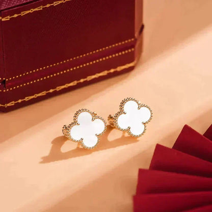 Mystic CLOVER MEDIUM 1 MOTIFS  WHITE MOP STUD EARRINGS