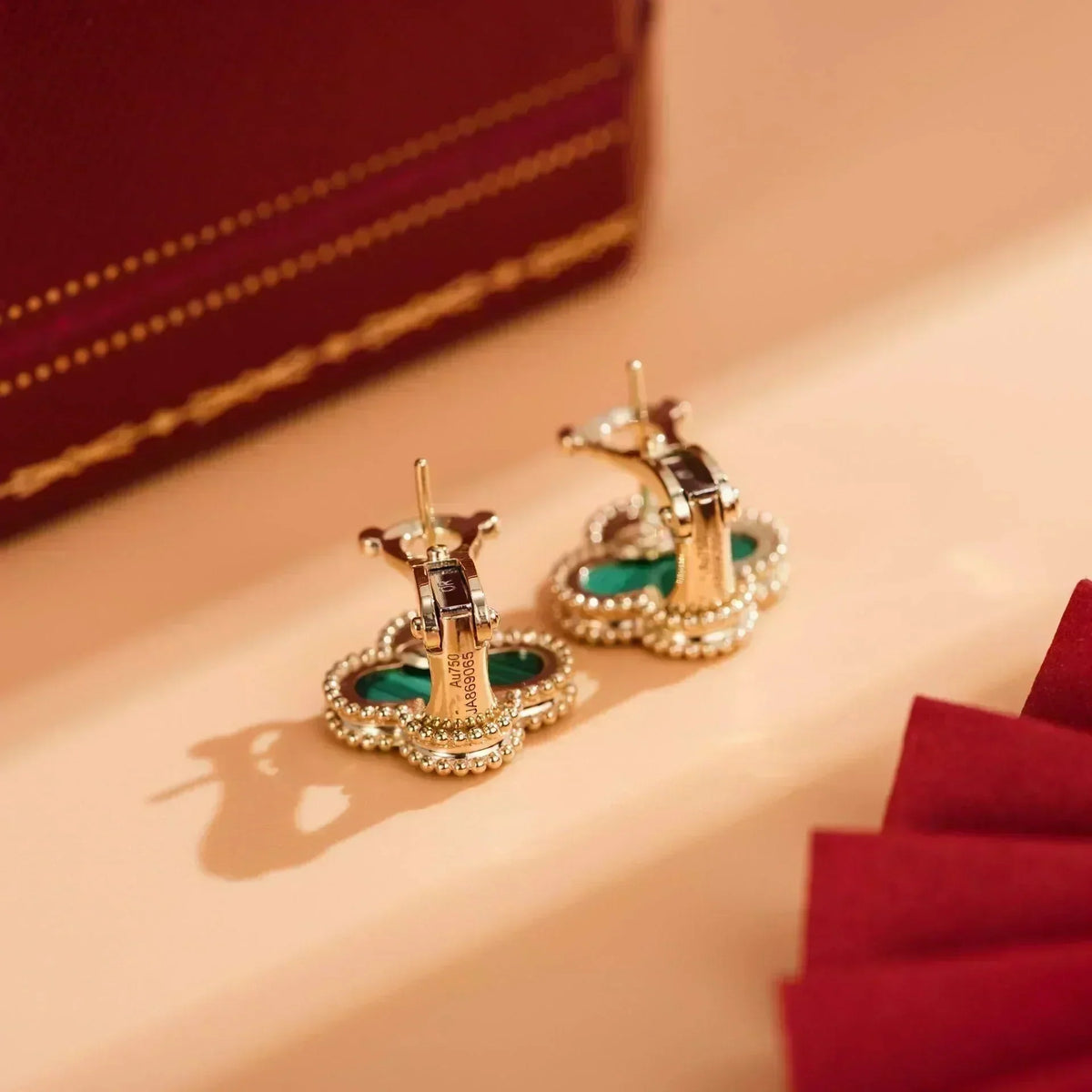 Mystic CLOVER MEDIUM 1 MOTIFS MALACHITE  EARRINGS