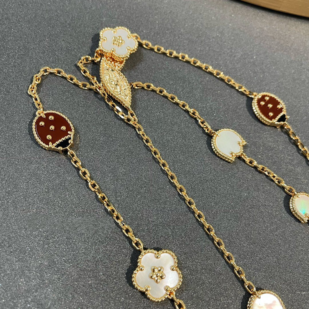 Mystic LUCKY SPRING 15 MOTIFS GOLD NECKLACE