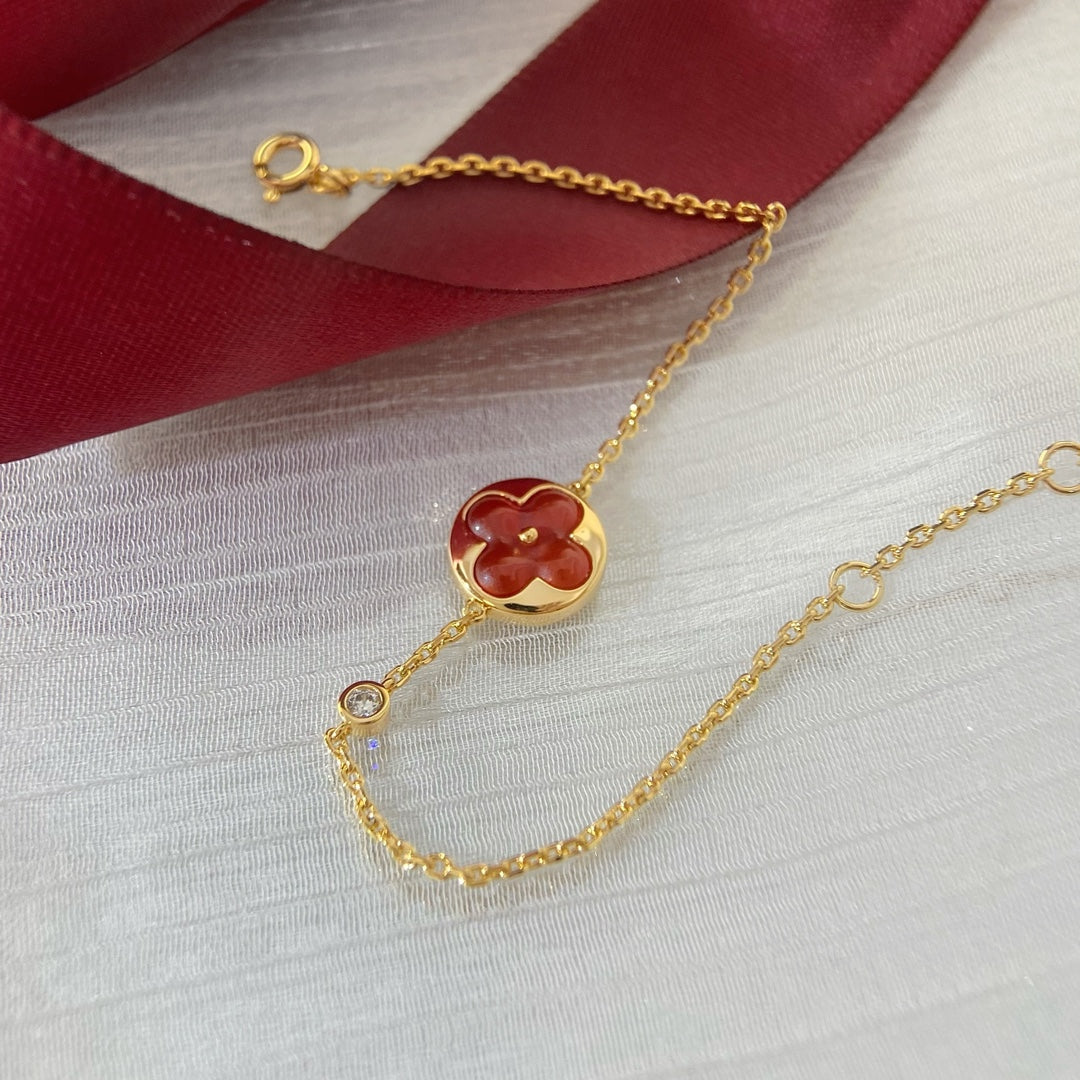 Mystic SUN PEDANT CARNELIAN BRACELET