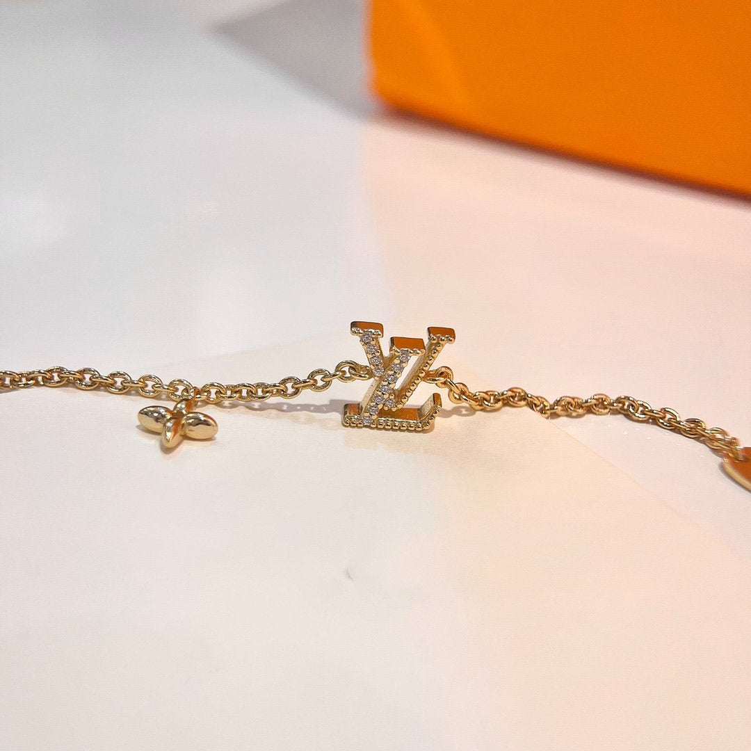 Mystic LOGO STAR MOTIF GOLD BRACELET