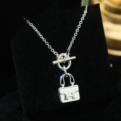 Mystic POP H PEDANT SILVER NECKLACE