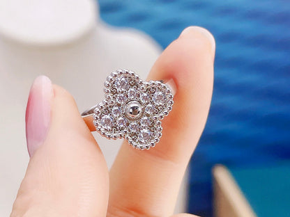 Mystic CLOVER DIAMOND RING