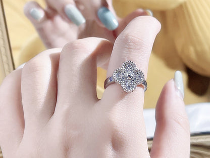 Mystic CLOVER DIAMOND RING