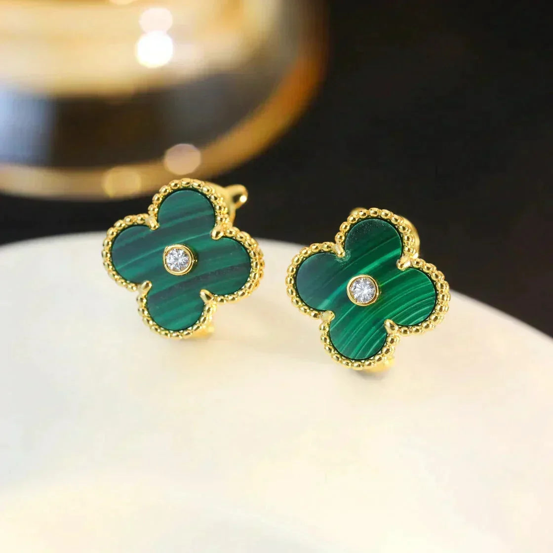 Mystic CLOVER MEDIUM 1 MOTIFS MALACHITE DIAMOND EARRINGS