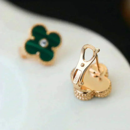 Mystic CLOVER MEDIUM 1 MOTIFS MALACHITE DIAMOND EARRINGS