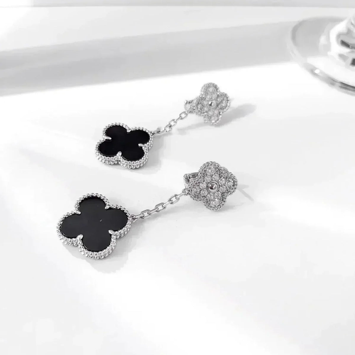 Mystic CLOVER 2 MOTIFS  DIAMOND ONYX EARRINGS SILVER