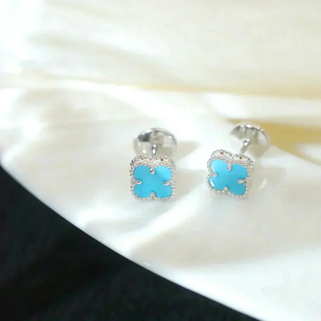 Mystic CLOVER MINI 9.5MM ONYX STUD EARRINGS SILVER