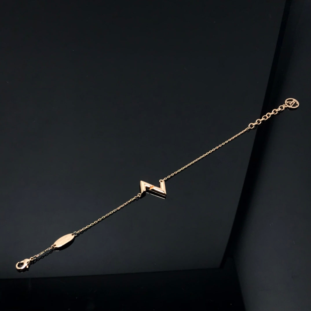 Mystic VOLT LV LOGO BRACELET
