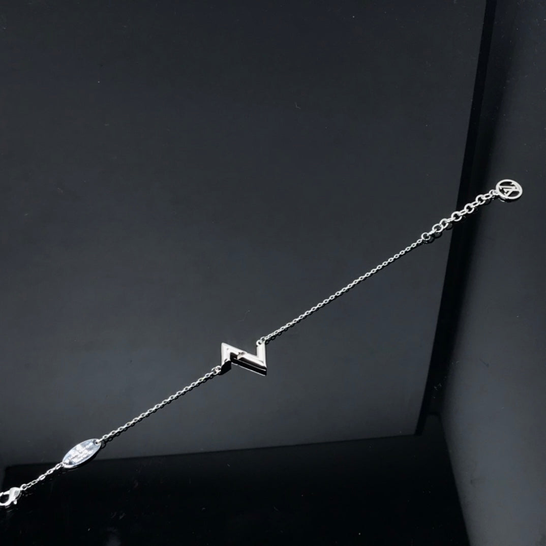 Mystic VOLT LV LOGO BRACELET