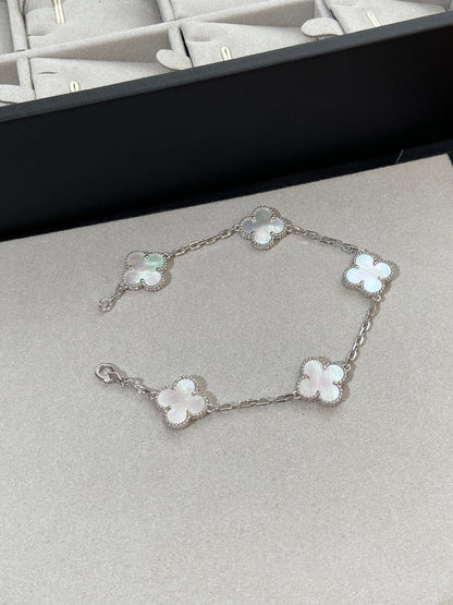 [Mystic ]New CLOVER WHITE PEARL MOP 5 MOTIF BRACELET COLLECTION