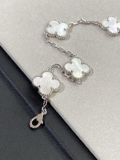 [Mystic ]New CLOVER WHITE PEARL MOP 5 MOTIF BRACELET COLLECTION