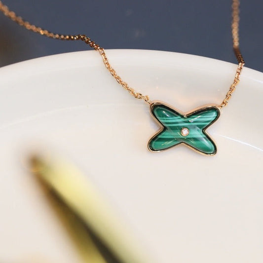 Mystic JEUX MALACHITE 1 DIAMOND PINK GOLD NECKLACE