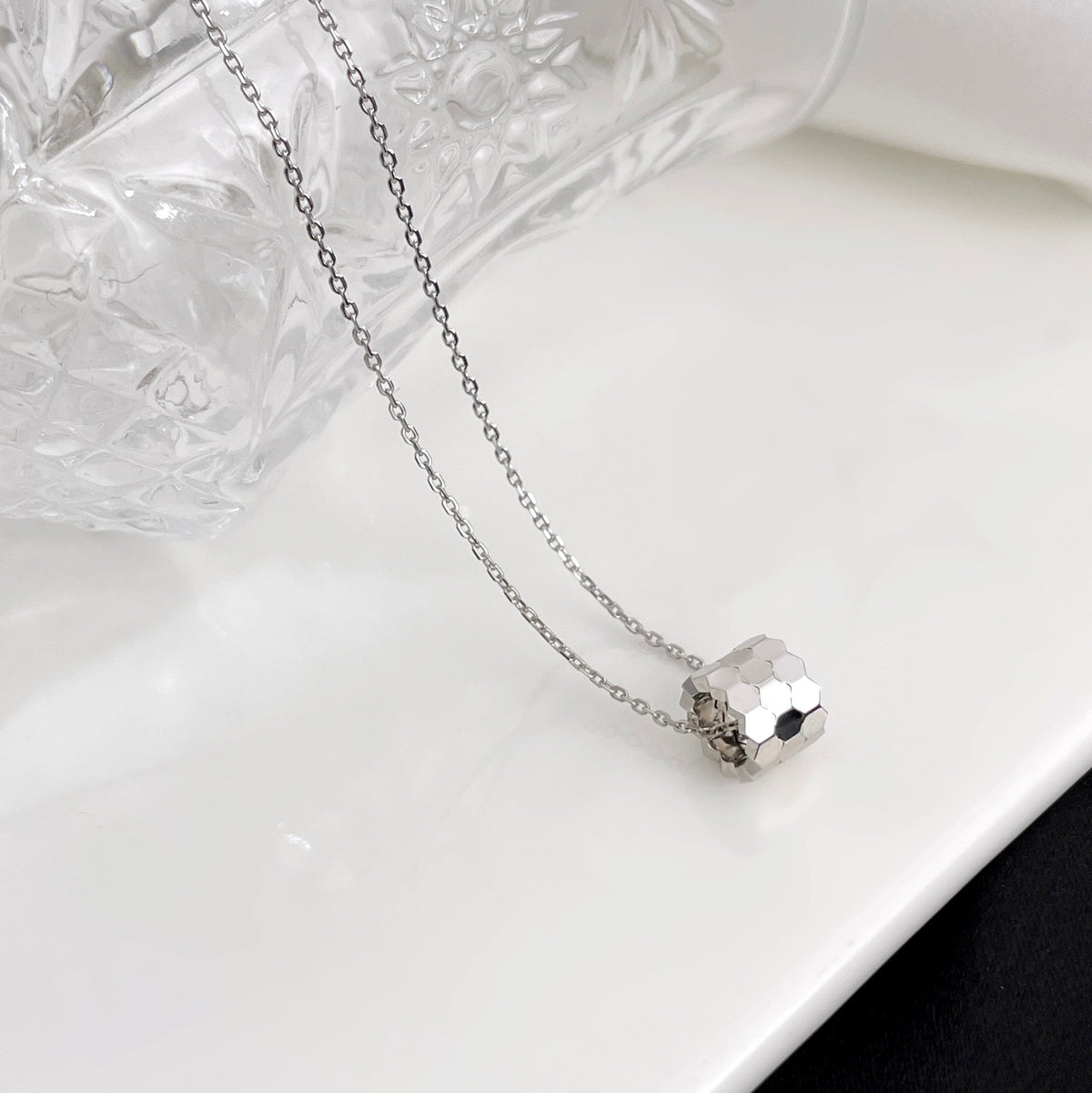 Mystic BEE MINI NECKLACE