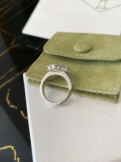 Mystic CLOVER SILVER RING