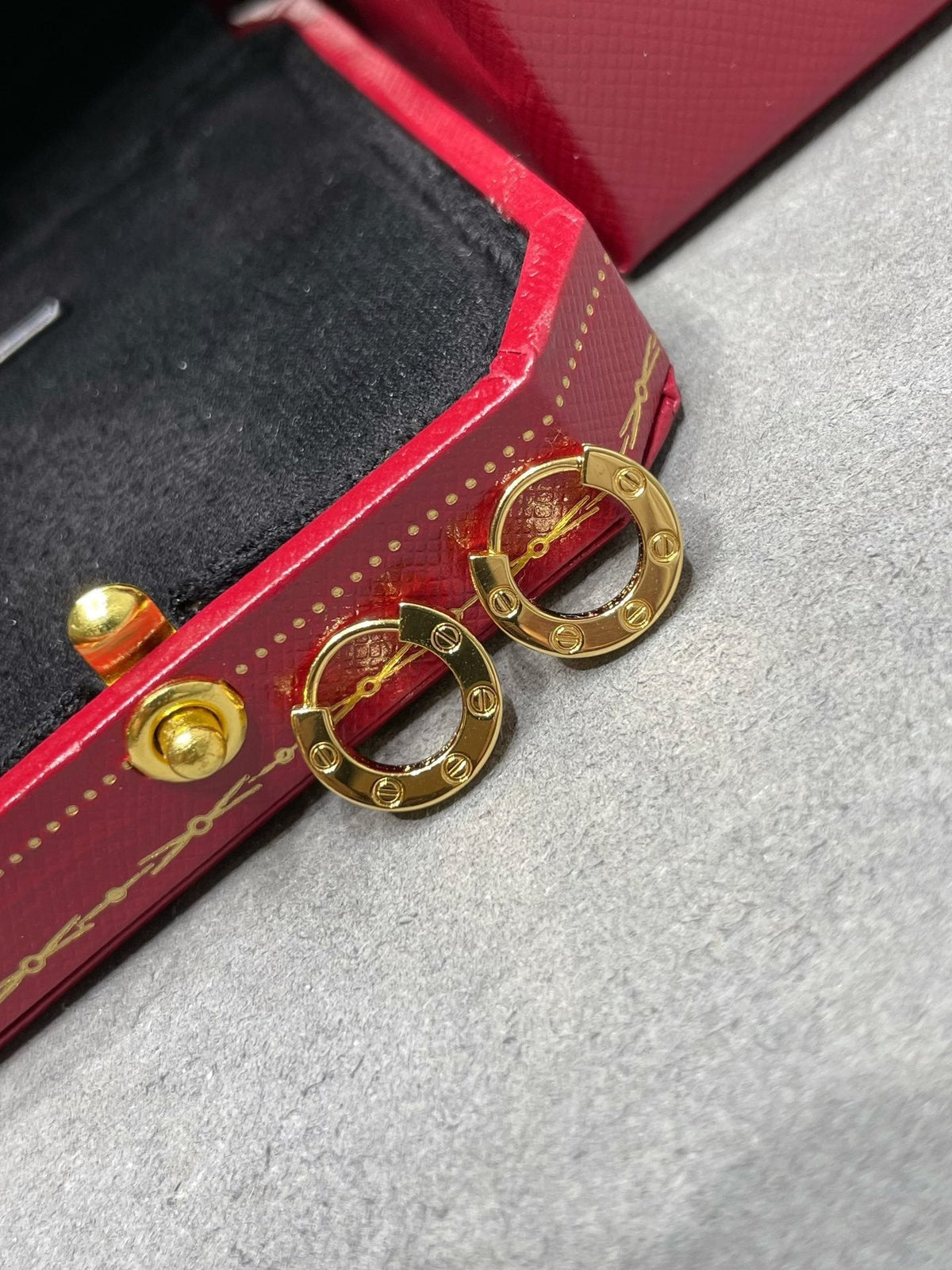 Mystic LOVE MINI EARRINGS