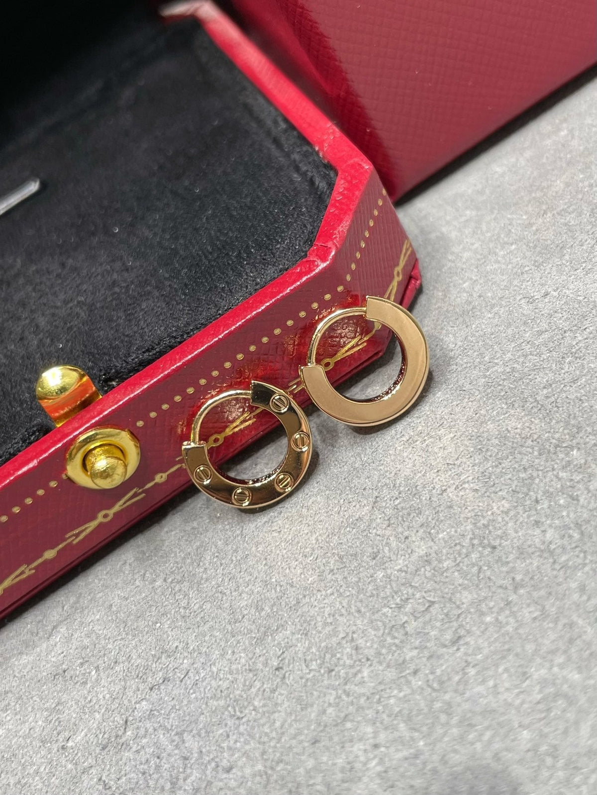 Mystic LOVE MINI EARRINGS