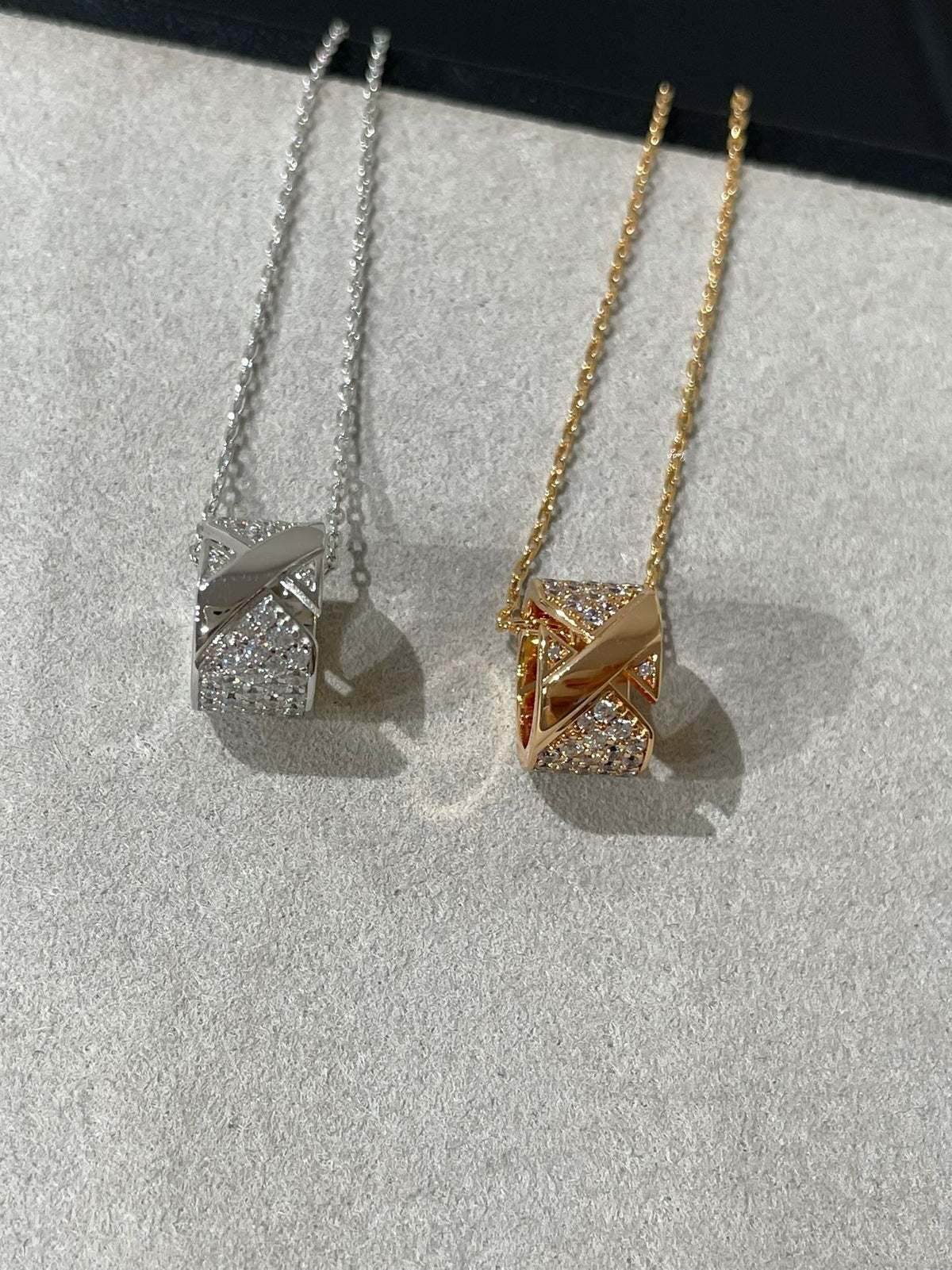 Mystic LIENS EVIDENCE DIAMOND PAVED NECKLACE