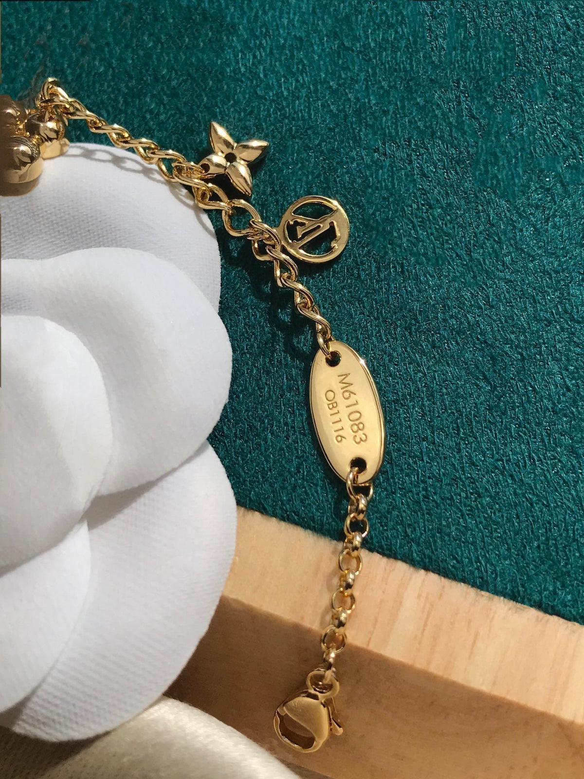 Mystic BLOOMING PINK GOLD MOP BRACELET