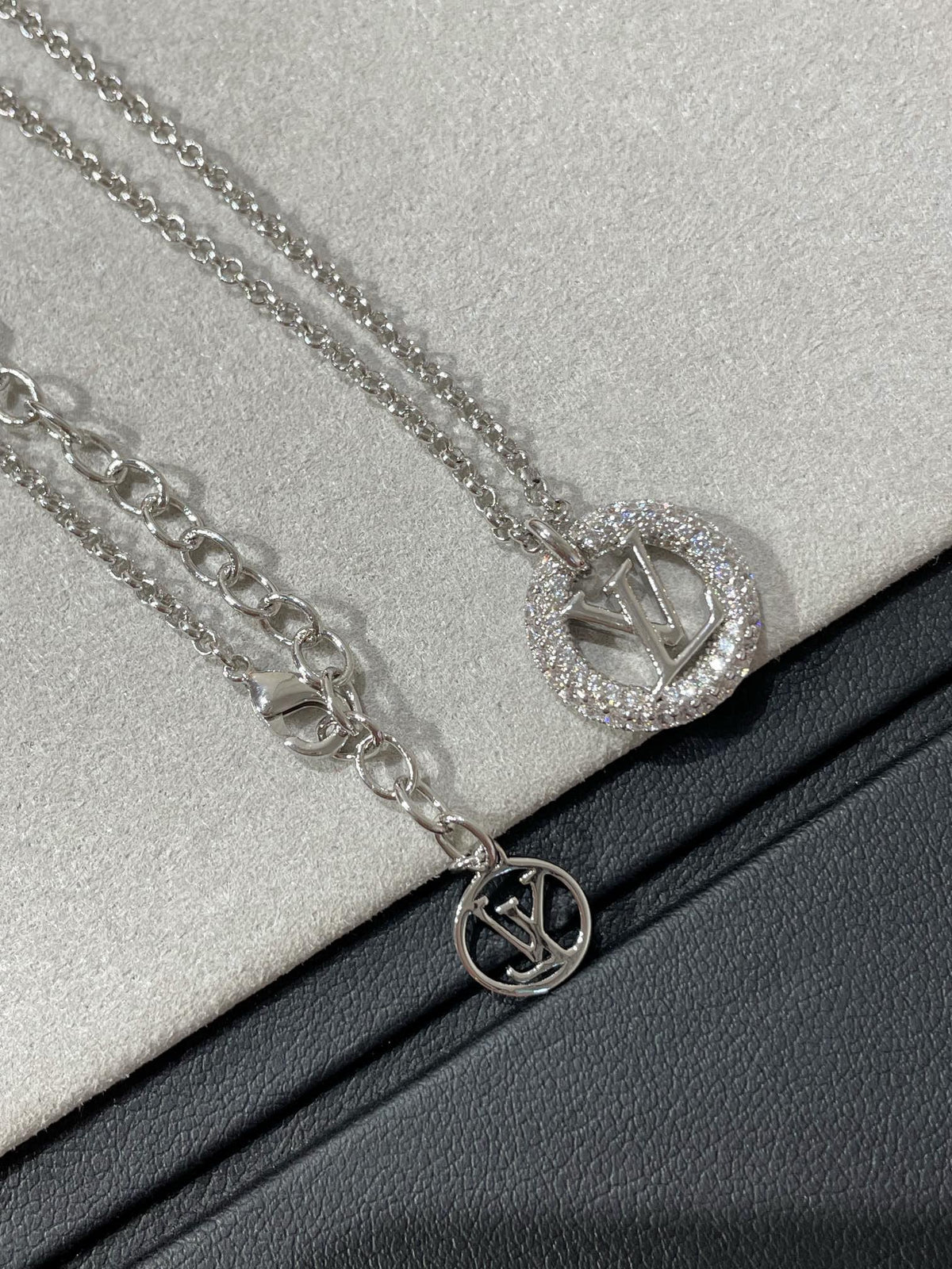 Mystic BY NIGHT DIAMOND PAVED NECKLACE