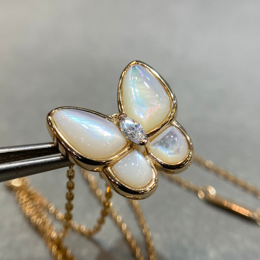 Mystic BUTTERFLY MOP DIAMOND NECKLACE