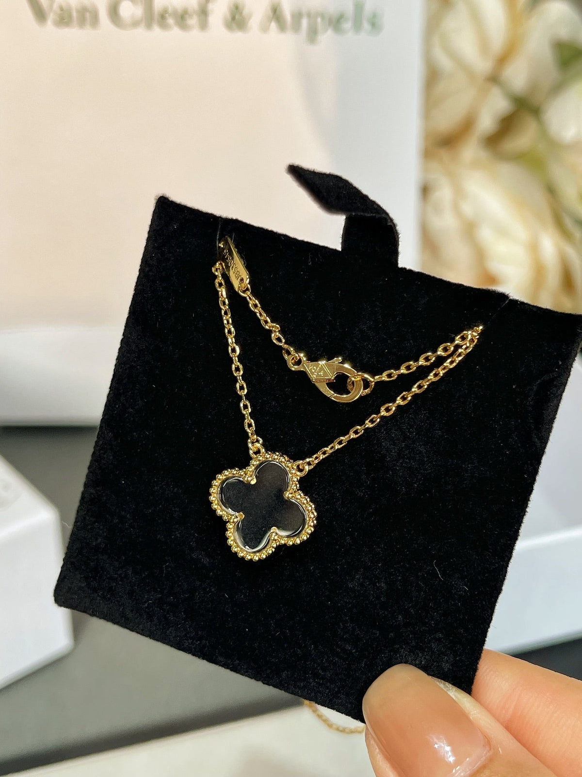 Mystic CLOVER ROCK CRYSTAL ROSE GOLD NECKLACE