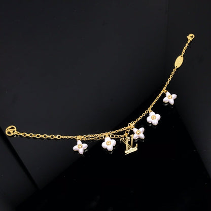 Mystic LOGO 6 MOTIF STAR AND SUN GOLD BRACELET