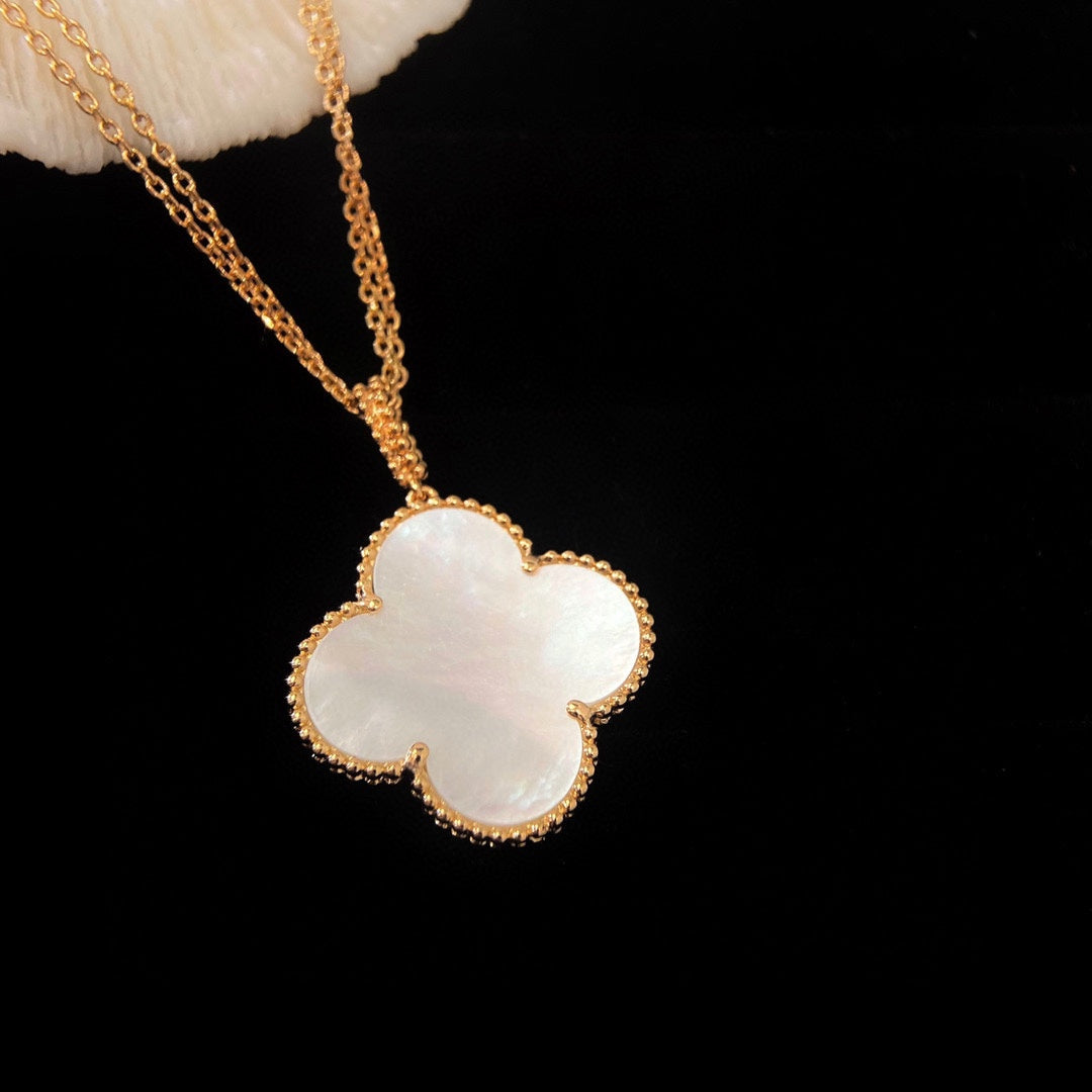 Mystic CLOVER 25MM MOP LARGE PENDANT NECKLACE