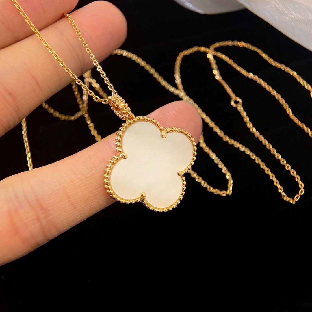 Mystic CLOVER 25MM MOP LARGE PENDANT NECKLACE