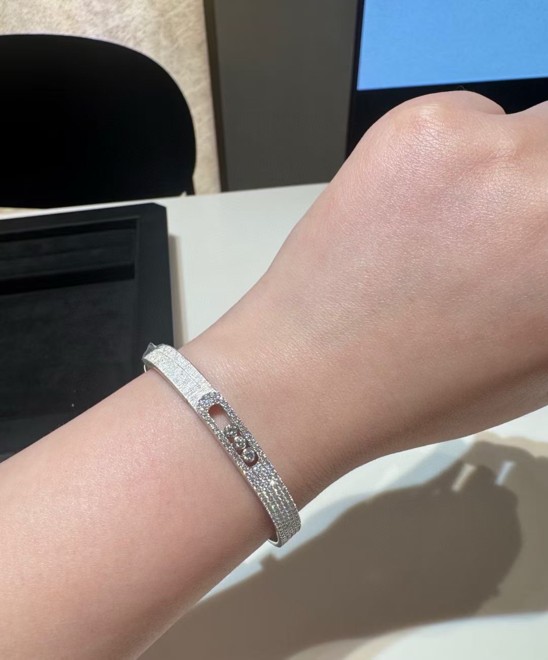 [Mystic ] 2026 BRAND-NEW FROSTED BRACELET WITH DIAMONDS THREE COLORS
