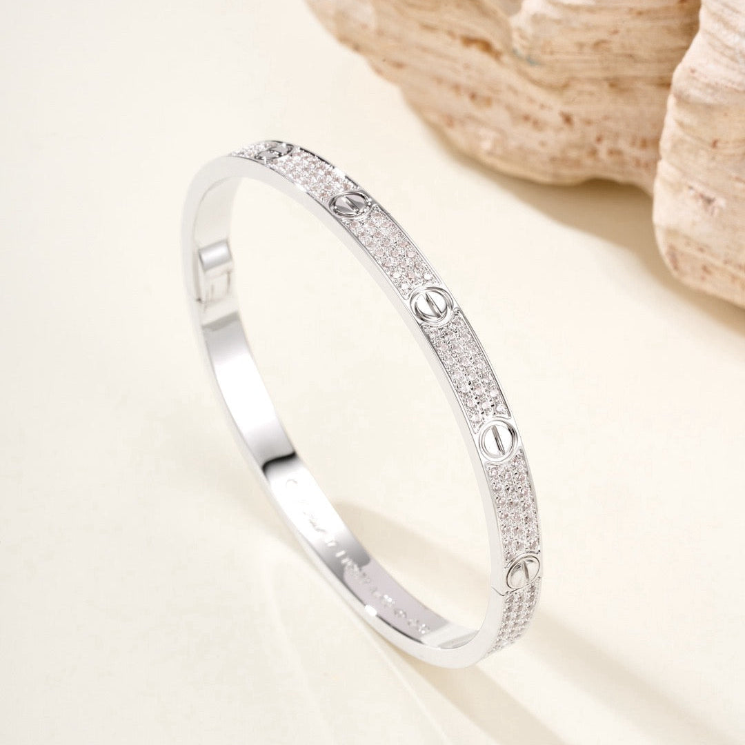 Mystic LOVE BRACELET 4.8MM DIAMOND-PAVED