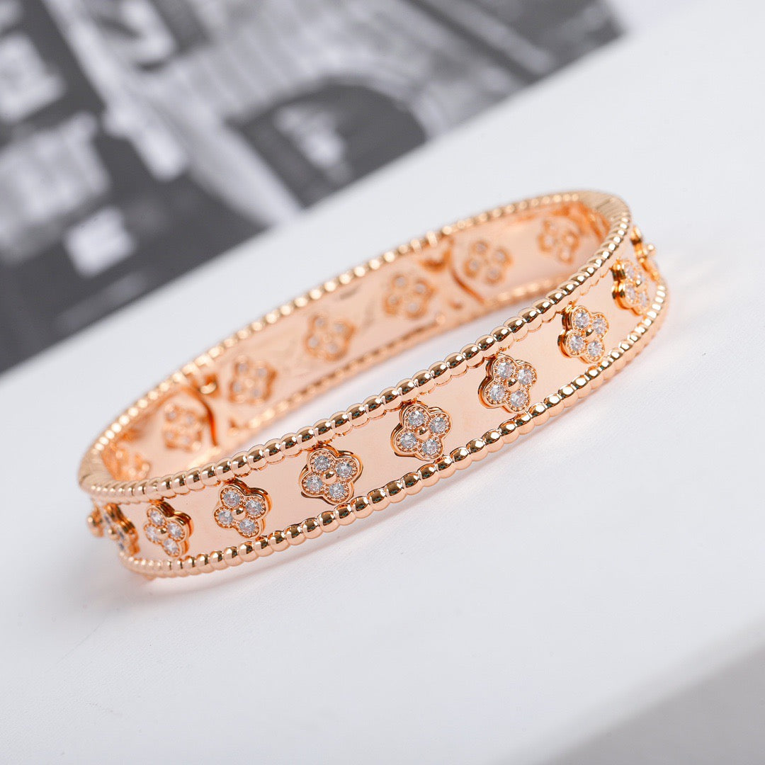 Mystic CLOVER BRACELET 8MM DIAMONDS