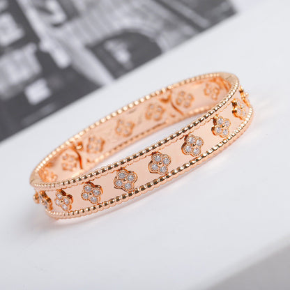 Mystic CLOVER BRACELET 8MM DIAMONDS