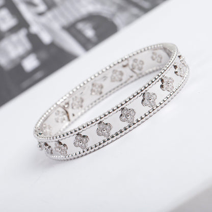 Mystic CLOVER BRACELET 8MM DIAMONDS