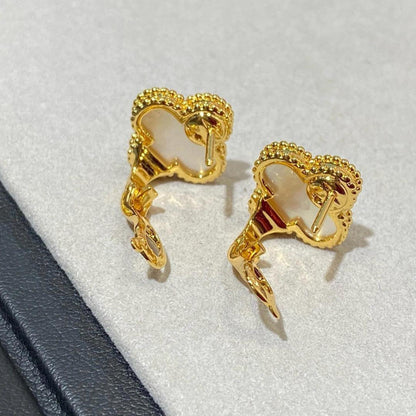 [Mystic ] CLOVER LARGE (20mm) 1 MOTIFS WHITE MOP STUD EARRINGS