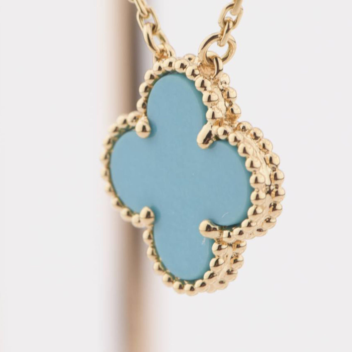 Mystic CLOVER 15MM VINTAGE TURQUOISE NECKLACE