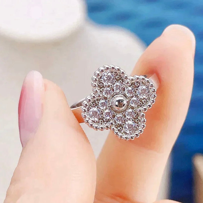 Mystic CLOVER DIAMOND RING