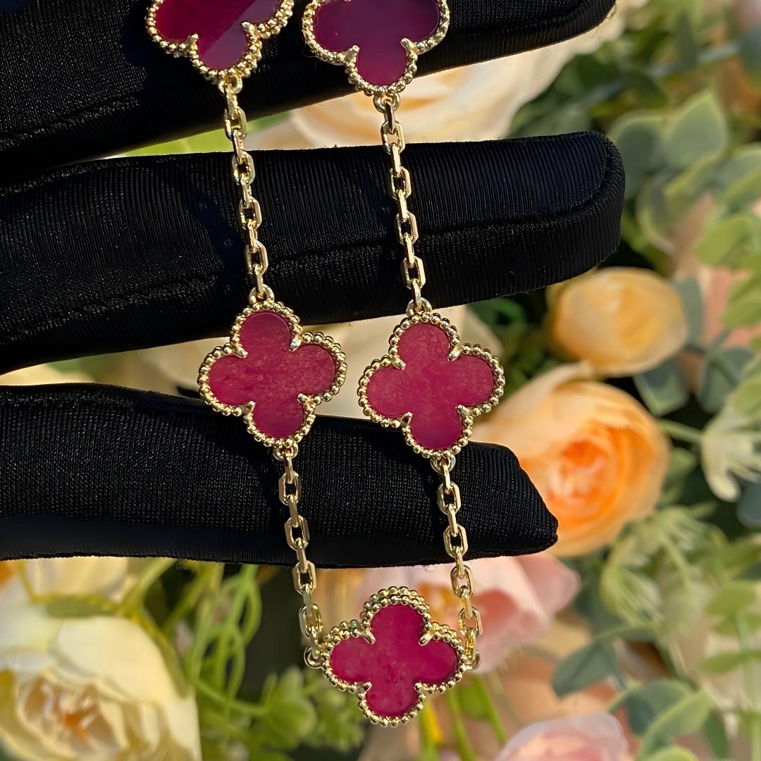 [Mystic]NEW CLOVER 5 MOTIFS PINK ENAMEL BRACELET