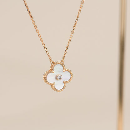 Mystic CLOVER 15MM DIAMOND WHITE FRITILLARIA NECKLACE