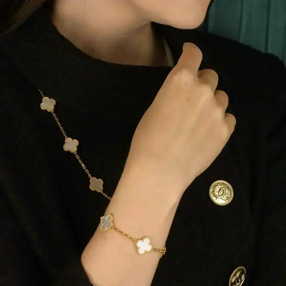 [Mystic ]New CLOVER WHITE PEARL MOP 5 MOTIF BRACELET COLLECTION