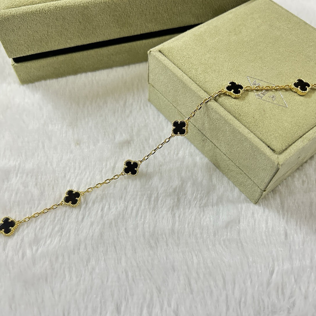 [Mystic ]CLOVER 6 MOTIF  ONYXS BRACELET