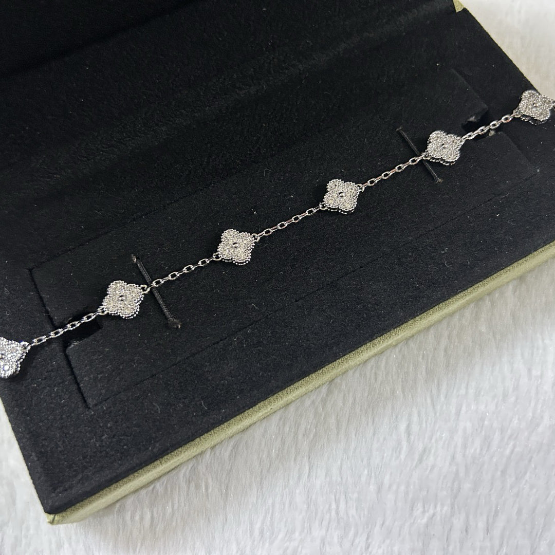 [Mystic ]New CLOVER 6 MOTIF DIAMOND BRACELET