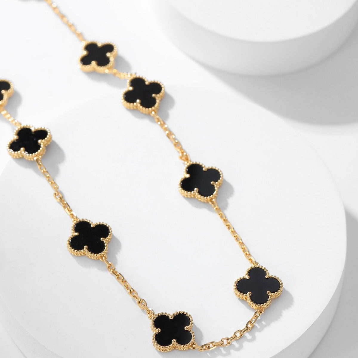 Mystic CLOVER 10 MOTIFS ONYX NECKLACE